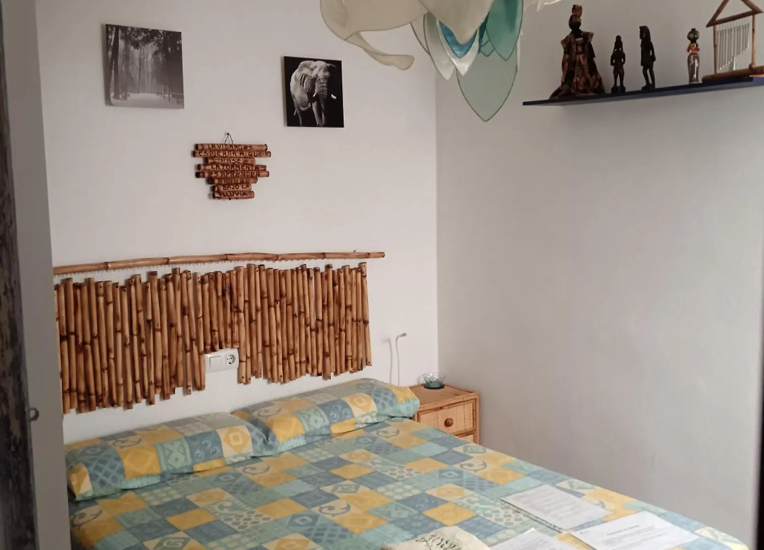 Mari, Comparto El Piso Daire Blanes İspanya
